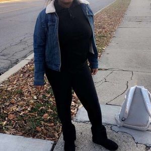 Meet your Posher, Taynaiyha